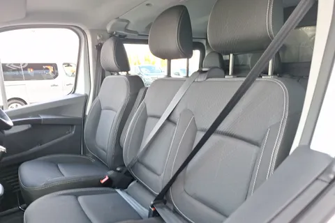 DN75ESO Renault Trafic LL30 Blue dCi 150 Extra Sport [Safety] Crew Van Thumbnail #22