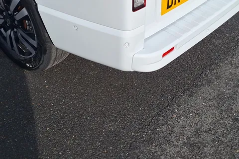 DN75ESO Renault Trafic LL30 Blue dCi 150 Extra Sport [Safety] Crew Van Thumbnail #18