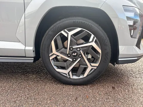 EN74UPO Hyundai Kona 1.6 Hybrid 129 N Line 5dr DCT Thumbnail #5