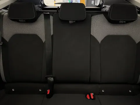 DX25OMP Dacia Bigster 1.8 Hybrid 155 Journey 5dr Auto Thumbnail #17