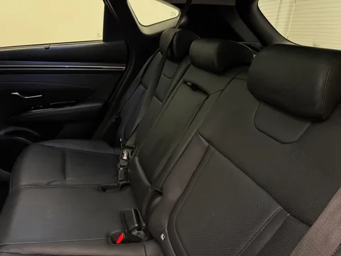 DL71XYP Hyundai Tucson Ultimate Phev 1.6 h T-GDi 13.8kWh Auto 4WD Thumbnail #12