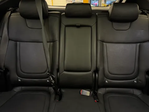 DL71XYP Hyundai Tucson Ultimate Phev 1.6 h T-GDi 13.8kWh Auto 4WD Thumbnail #18