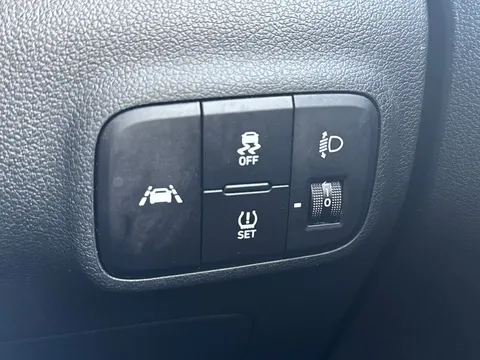 DE20EGD Hyundai i10 1.2 MPi SE Connect 5dr Auto Thumbnail #33