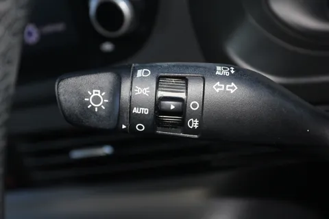 MW72VWF Hyundai i20 1.0T GDi 48V MHD SE Connect 5dr Thumbnail #23