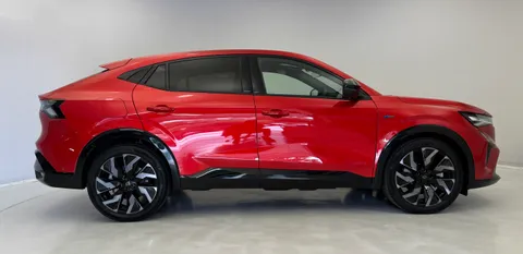 DU25VVL Renault Rafale E-Tech FHEV Techno Esprit Alpine 5dr Auto 4C Thumbnail #5