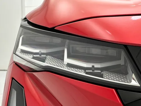 DU25VVL Renault Rafale E-Tech FHEV Techno Esprit Alpine 5dr Auto 4C Thumbnail #34