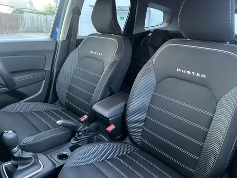 BA72GDO Dacia Duster 1.3 TCe 150 Prestige 5dr EDC Thumbnail #22