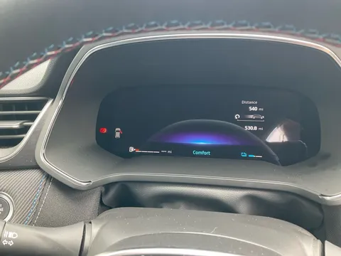 BD74FHP Renault Captur 1.6 E-Tech Full Hybrid 145 Esprit Alpine 5dr Auto Thumbnail #13