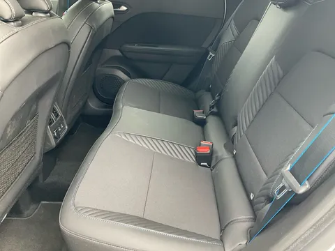 BD74FHP Renault Captur 1.6 E-Tech Full Hybrid 145 Esprit Alpine 5dr Auto Thumbnail #26