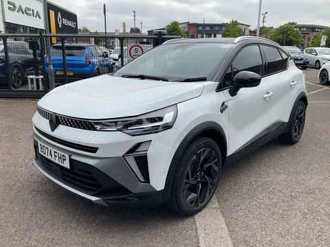 BD74FHP Renault Captur 1.6 E-Tech Full Hybrid 145 Esprit Alpine 5dr Auto Thumbnail #32