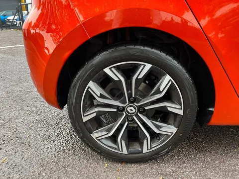 BL22RZA Renault Clio 1.0 TCe 90 SE Edition 5dr Thumbnail #30