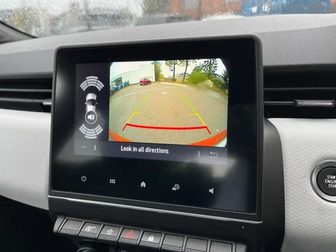 BL22RZA Renault Clio 1.0 TCe 90 SE Edition 5dr Thumbnail #5