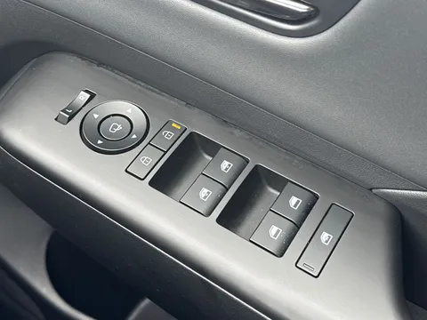 LD74AYT Hyundai Kona 1.0T N Line S 5dr Thumbnail #34