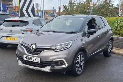 HK69SZL Renault Captur 1.0 TCE 100 Iconic 5dr Thumbnail #16