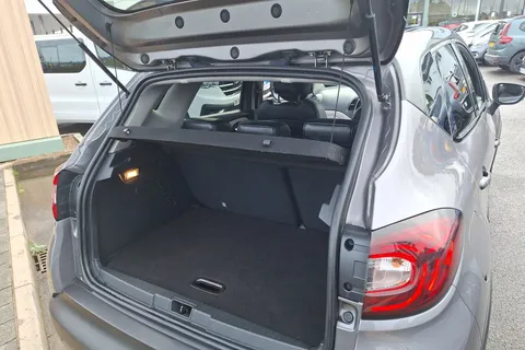 HK69SZL Renault Captur 1.0 TCE 100 Iconic 5dr Thumbnail #21