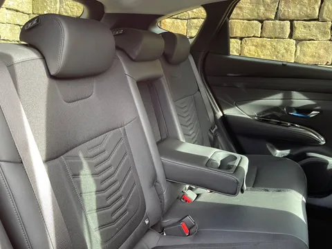 MT75GWY Hyundai Tucson 1.6T 48V MHD Premium 5dr DCT Thumbnail #12