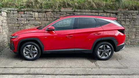 MT75GWY Hyundai Tucson 1.6T 48V MHD Premium 5dr DCT Thumbnail #4