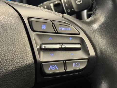 ET21OSZ Hyundai Kona 1.0 TGDi 48V MHEV Premium 5dr Thumbnail #22