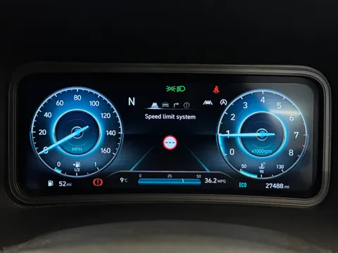 ET21OSZ Hyundai Kona 1.0 TGDi 48V MHEV Premium 5dr Thumbnail #28