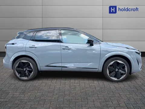 OW24WEP Nissan Qashqai 1.3 DiG-T MH 158 N-Design 5dr Xtronic Thumbnail #10