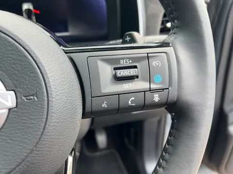 OW24WEP Nissan Qashqai 1.3 DiG-T MH 158 N-Design 5dr Xtronic Thumbnail #23