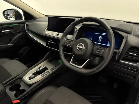 OW24EZE Nissan Qashqai 1.5 E-Power N-Connecta [Glass Roof] 5dr Auto Thumbnail #13