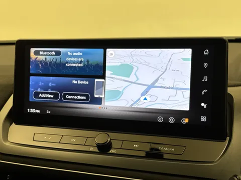 OW24EZE Nissan Qashqai 1.5 E-Power N-Connecta [Glass Roof] 5dr Auto Thumbnail #25