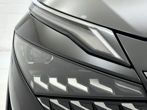 OW24EZE Nissan Qashqai 1.5 E-Power N-Connecta [Glass Roof] 5dr Auto Thumbnail #29