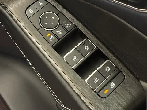 OV24GAA Nissan Qashqai 1.5 E-Power Tekna+ 5dr Auto Thumbnail #24