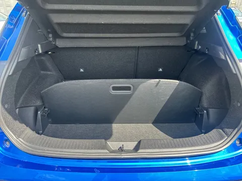 FE22MYJ Nissan Qashqai 1.3 DiG-T MH Tekna 5dr Thumbnail #21