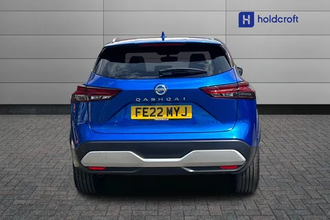 FE22MYJ Nissan Qashqai 1.3 DiG-T MH Tekna 5dr Thumbnail #9