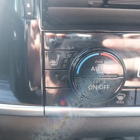 DX22YUH Nissan Qashqai 1.3 DiG-T MH 158 Tekna 5dr Thumbnail #20