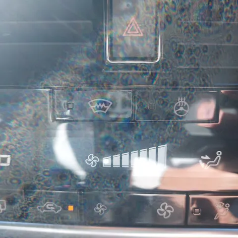 DX22YUH Nissan Qashqai 1.3 DiG-T MH 158 Tekna 5dr Thumbnail #22