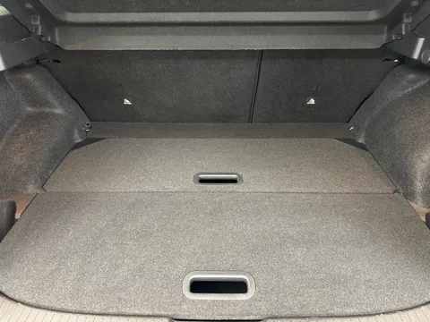 KM73UVZ Nissan Qashqai 1.3 DiG-T MH Tekna 5dr Thumbnail #13