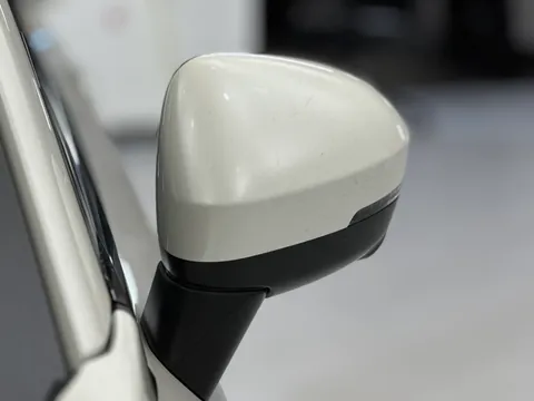 KM73UVZ Nissan Qashqai 1.3 DiG-T MH Tekna 5dr Thumbnail #34