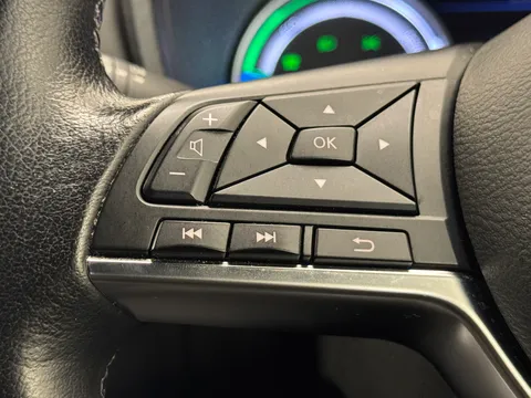 OX73KNU Nissan Juke 1.6 Hybrid N-Connecta 5dr Auto Thumbnail #24