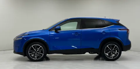 KM73UZG Nissan Qashqai 1.3 DiG-T MH Tekna 5dr Thumbnail #8