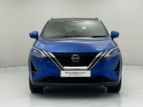 KM73UZG Nissan Qashqai 1.3 DiG-T MH Tekna 5dr Thumbnail #6