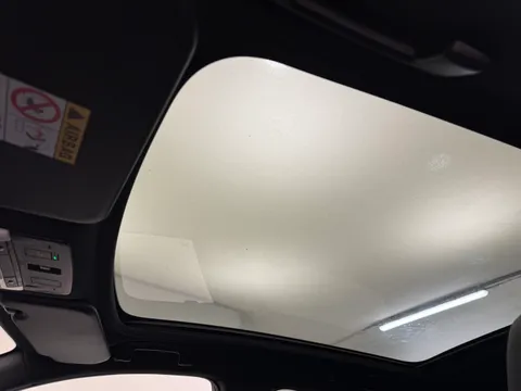 KM73UZG Nissan Qashqai 1.3 DiG-T MH Tekna 5dr Thumbnail #18