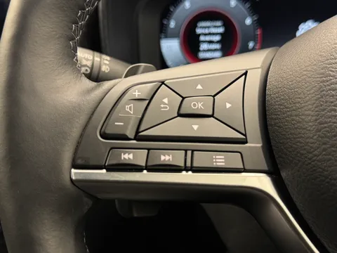 OE24XZF Nissan Juke 1.0 DiG-T Tekna 5dr DCT Thumbnail #23