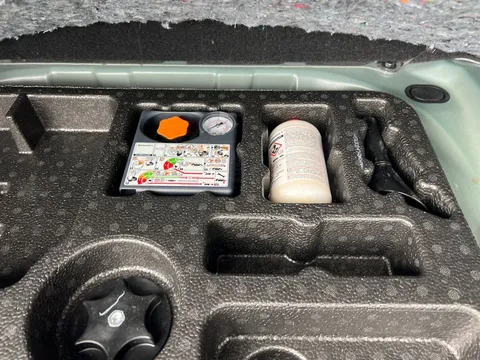 OW24EZP Nissan Qashqai 1.3 DiG-T MH N-Connecta [Glass Roof] 5dr Thumbnail #19