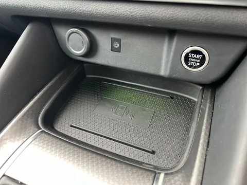 OW24EZP Nissan Qashqai 1.3 DiG-T MH N-Connecta [Glass Roof] 5dr Thumbnail #24