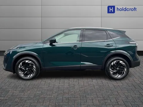 OW24EZP Nissan Qashqai 1.3 DiG-T MH N-Connecta [Glass Roof] 5dr Thumbnail #7