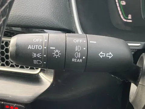 YY24KFF Honda Civic 2.0 eHEV Advance 5dr CVT Thumbnail #16