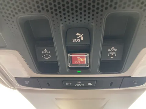 YY24KFF Honda Civic 2.0 eHEV Advance 5dr CVT Thumbnail #24