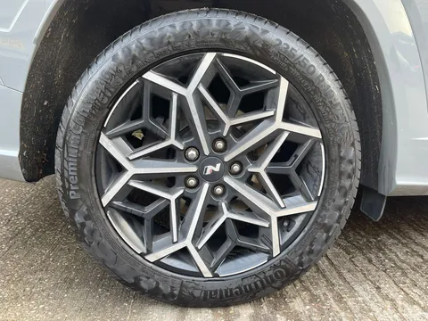 MC72KZR Hyundai Tucson 1.6 TGDi N Line 5dr 2WD Thumbnail #9