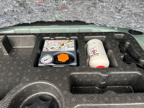 OV24MOF Nissan Qashqai 1.3 DiG-T MH N-Connecta [Glass Roof] 5dr Thumbnail #19