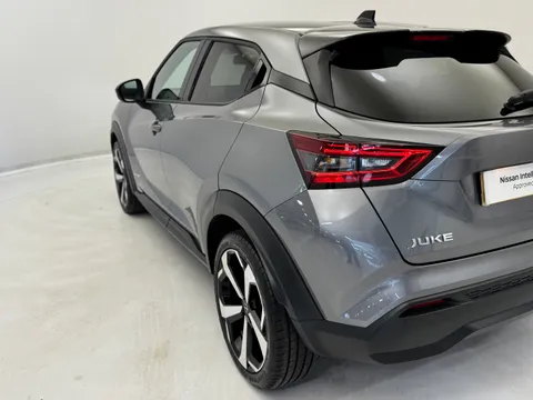DP72GVZ Nissan Juke 1.6 Hybrid Tekna 5dr Auto Thumbnail #32