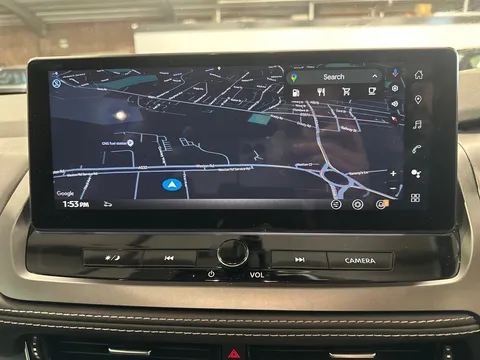 DX74XHP Nissan Qashqai 1.3 DiG-T MH N-Connecta [Glass Roof] 5dr Thumbnail #16