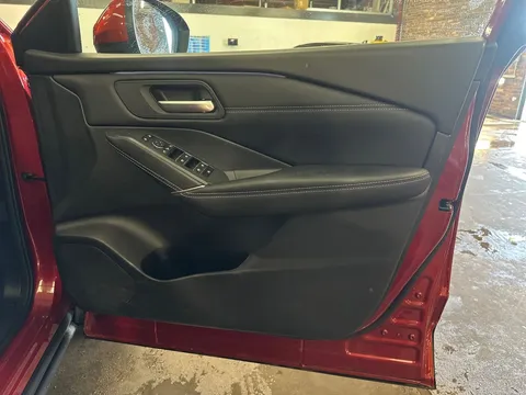 DX74XHP Nissan Qashqai 1.3 DiG-T MH N-Connecta [Glass Roof] 5dr Thumbnail #19